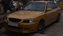 Решетка радиатора Hyundai Accent (полоски) Черный лак